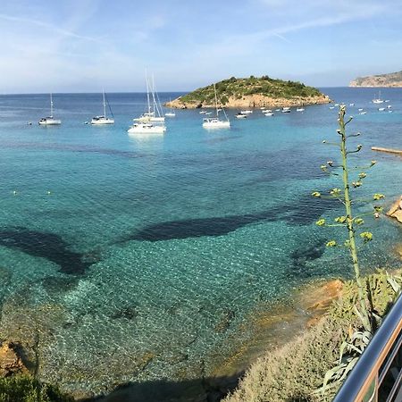 Appartamento Hébergement front de mer Sant Elm Esterno foto