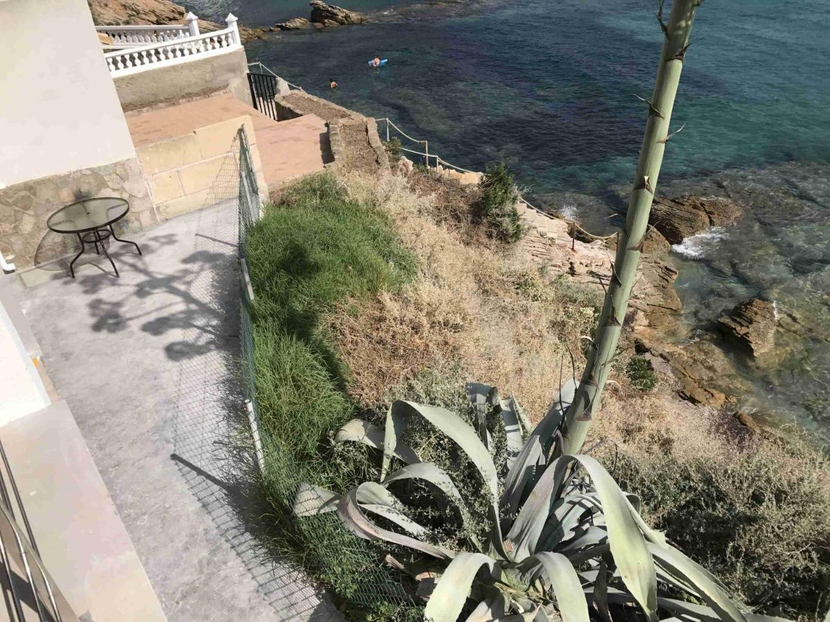 Appartamento Hébergement front de mer Sant Elm Esterno foto