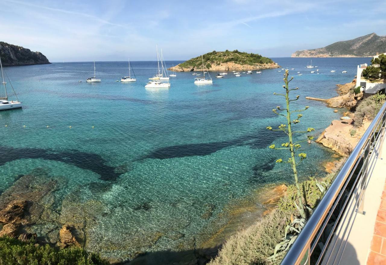 Appartamento Hébergement front de mer Sant Elm Esterno foto