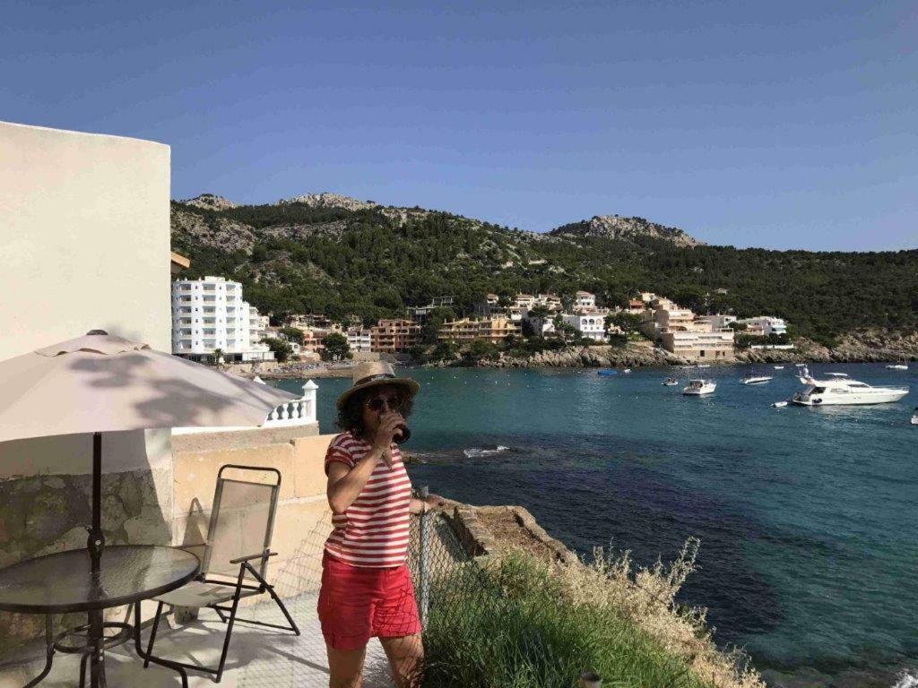 Appartamento Hébergement front de mer Sant Elm Esterno foto